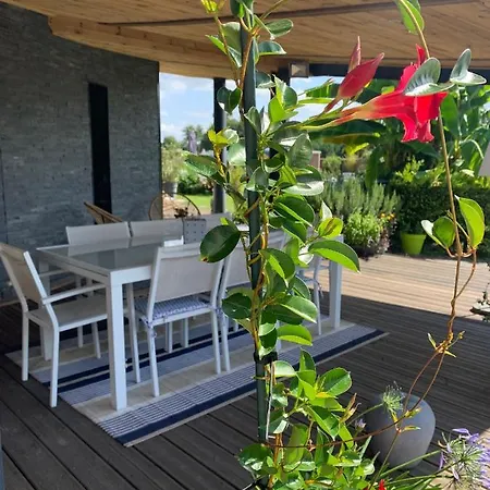 Bed & Breakfast A Mi-chemin En Medoc, Chambres D'hotes *