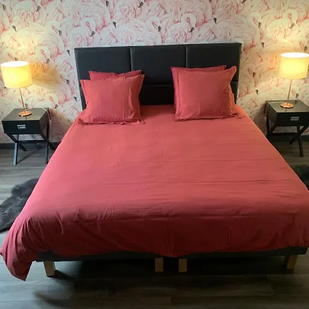 A Mi-chemin En Medoc, Chambres D'hotes 住宿加早餐酒店 *